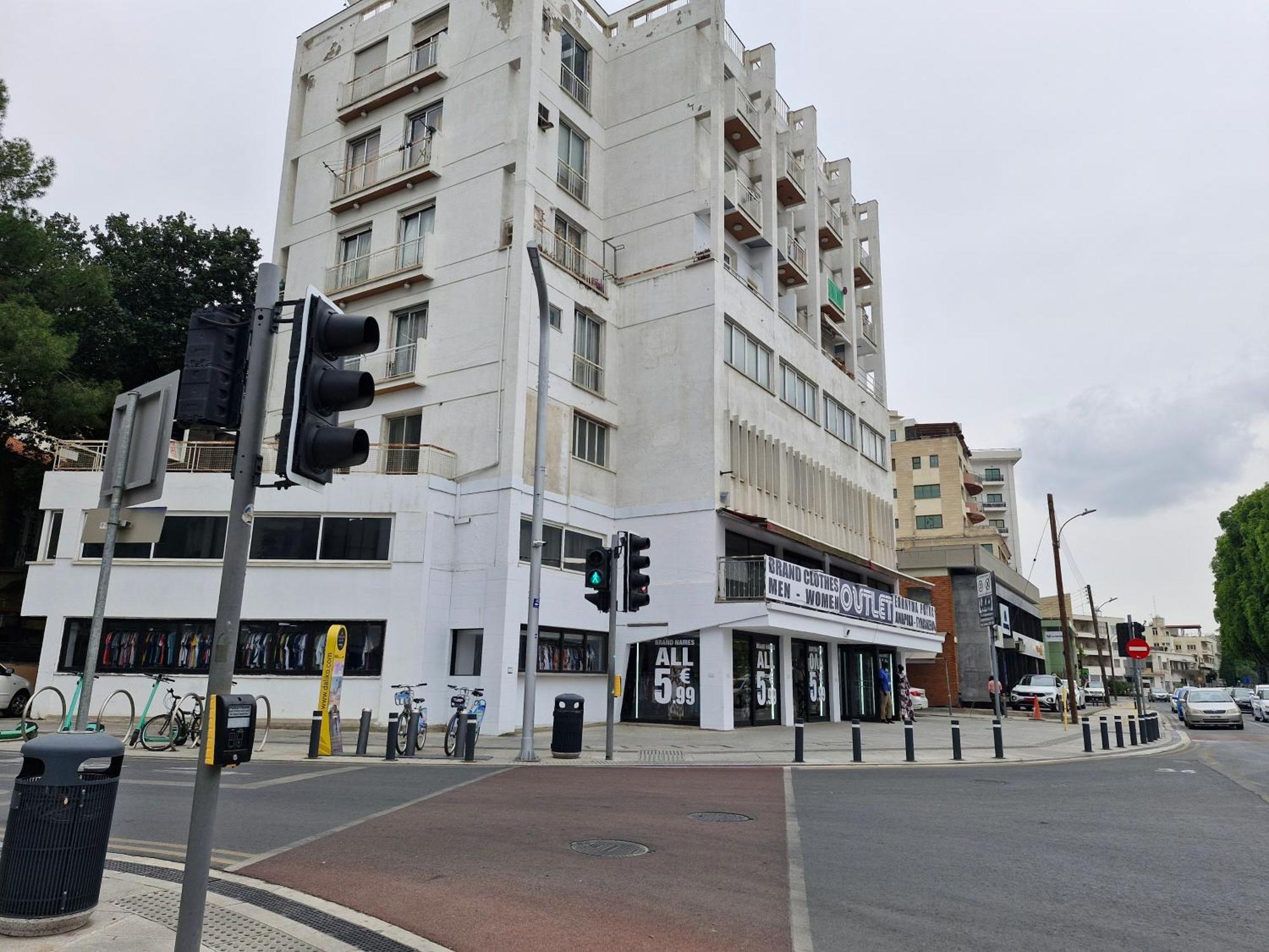 Appartamento Downtown Living By 'Flats Nicosia' Esterno foto